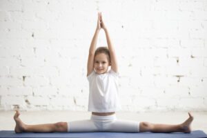 girl doing gymnastics